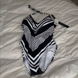 La Blanca NWT black and White swimsuit
